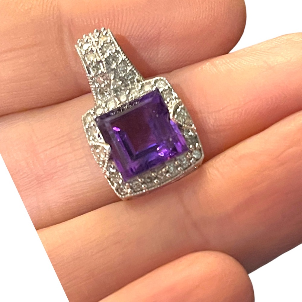 14k White Gold Stunning  3.20 TCW Amethyst & .40 TCW Diamond Pendant